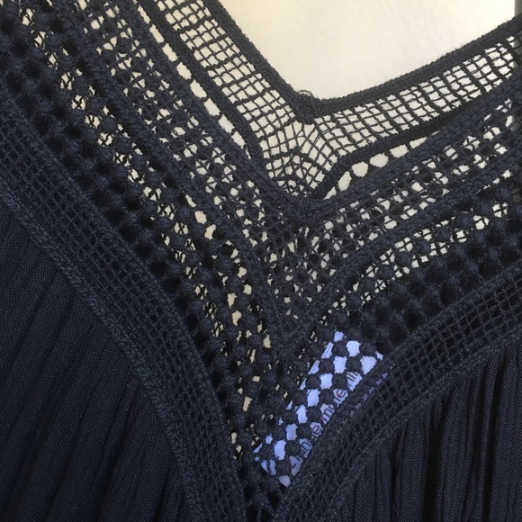 2/$25 🌟 Liz Lange Black Maternity Dress - Picture 2 of 4